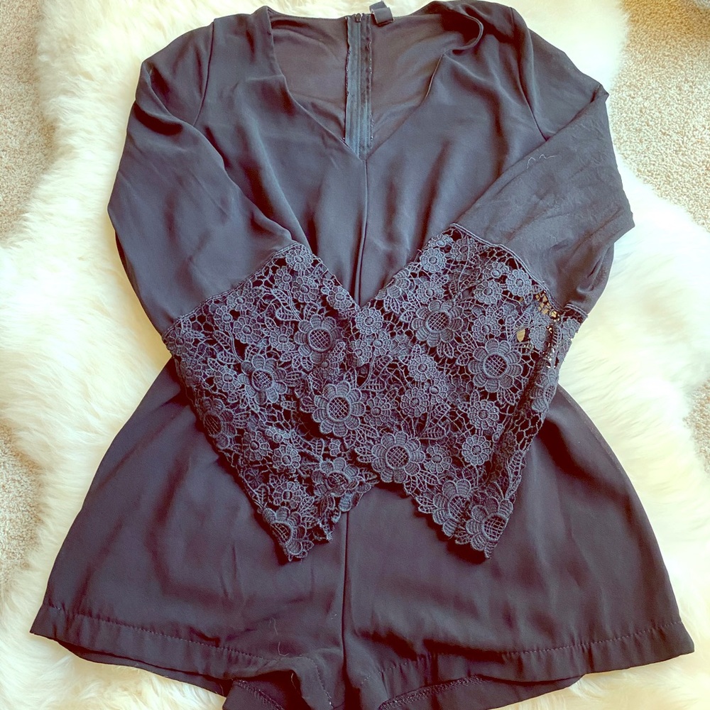 💕CRAZY CUTE BLACK ROMPER💕 - Picture 2 of 9